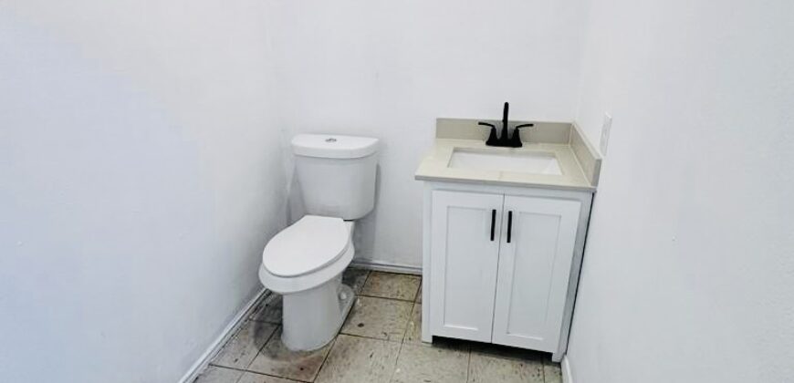 685 Chapman St, Mercedes, TX 78570, USA