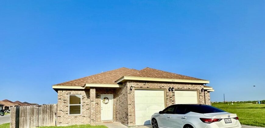 1022 Escondido Ln W, Harlingen, TX 78550