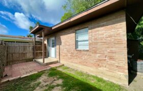 806 Walnut Cottage Ave McAllen, TX 78501