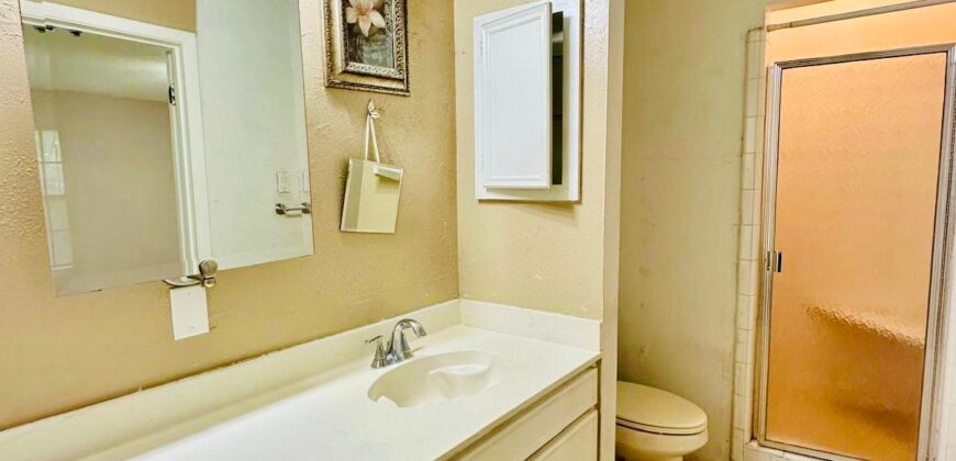 221 S 8th St, McAllen, TX 78501