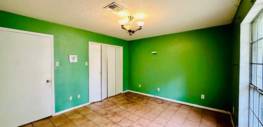 221 S 8th St, McAllen, TX 78501