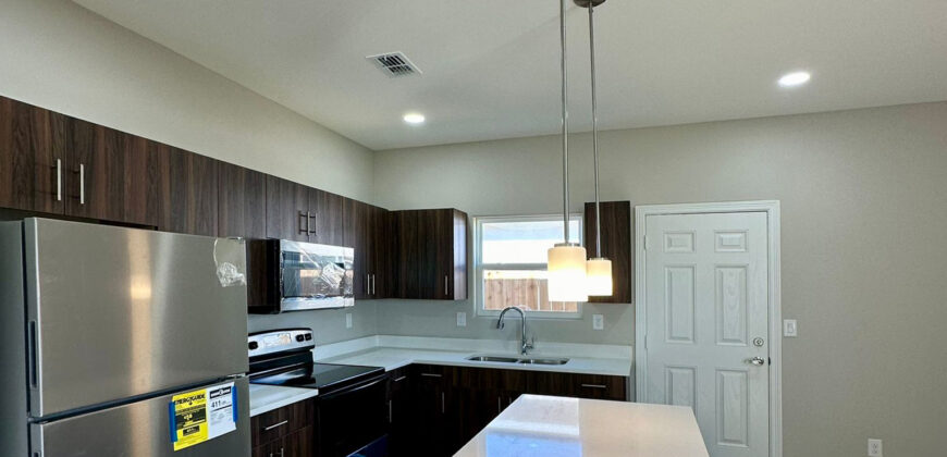 4305 Walnut Ave, UNIT 3, McAllen TX 78504