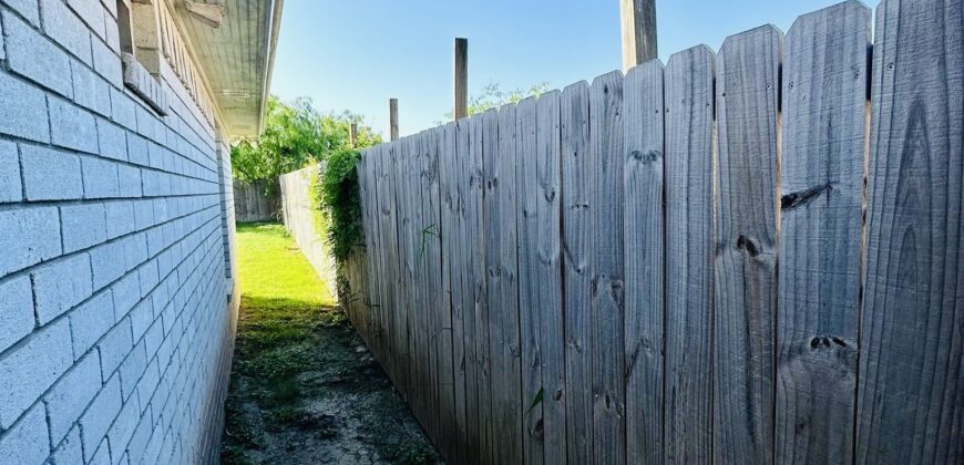 1925 Diamante Dr, Brownsville, TX 78521, USA