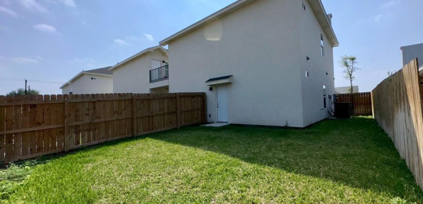 3672 N Mezcal Dr, Pharr, TX 78577