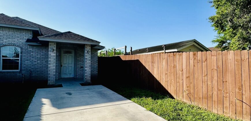 1925 Diamante Dr, Brownsville, TX 78521, USA