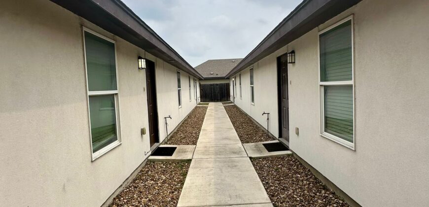 205 Teak Dr, Edinburg, TX 78541, USA