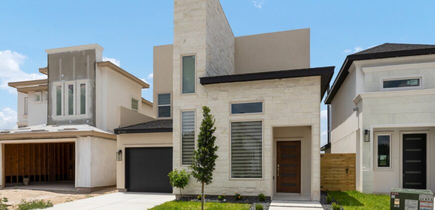 2704 E Solar Drive, Mission, TX 7857