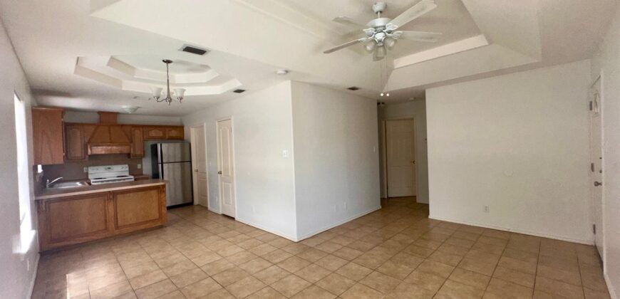 820 Cross Lane Edinburg, TX 78541