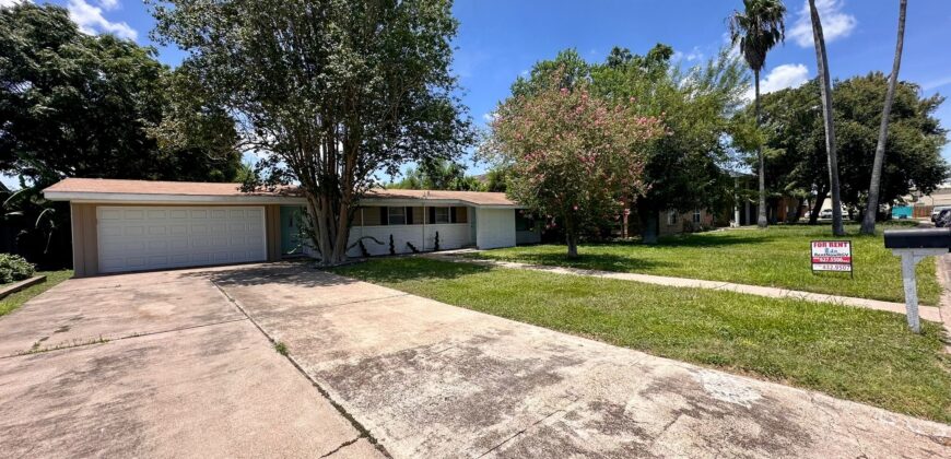 807 WALNUT AVE, MCALLEN TX 78501
