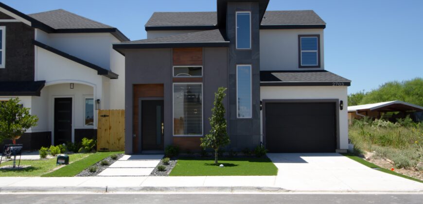 2703 Harmony St, Mission, TX 78574