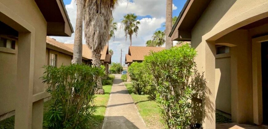 624 S Pleasantview Dr. Weslaco, TX