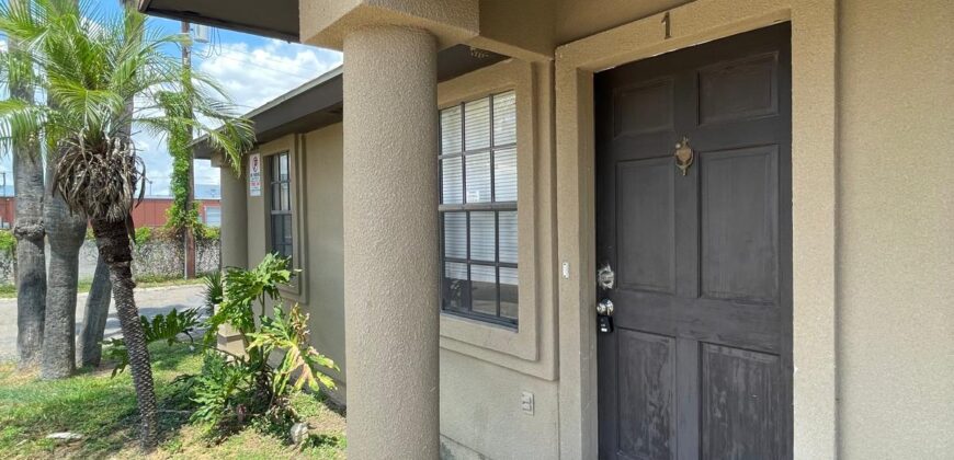 624 S Pleasantview Dr. Weslaco, TX