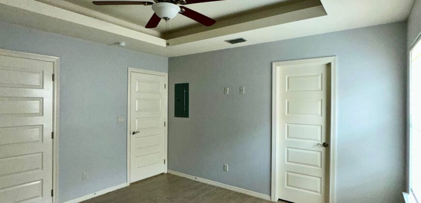 1227 White Oaks Edinburg, TX 78539