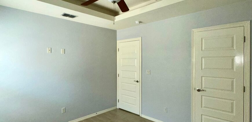 1227 White Oaks Edinburg, TX 78539