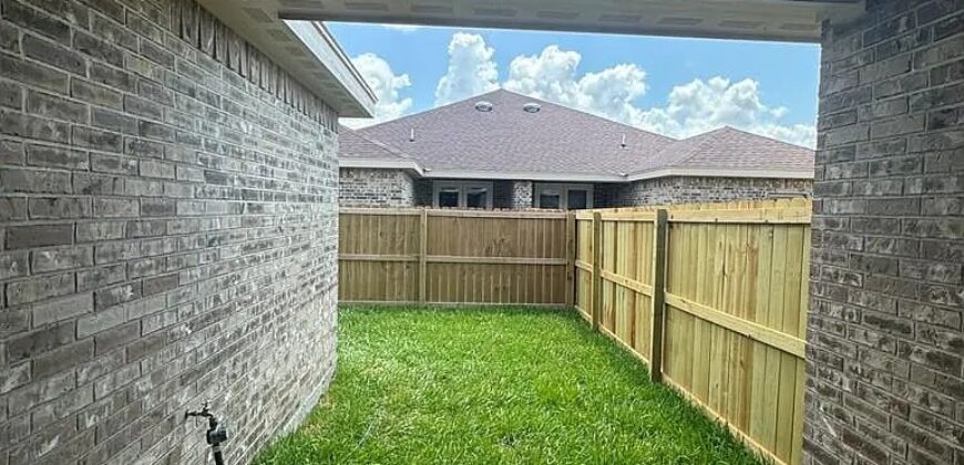 1002 Gabriella St, Harlingen, TX 78550