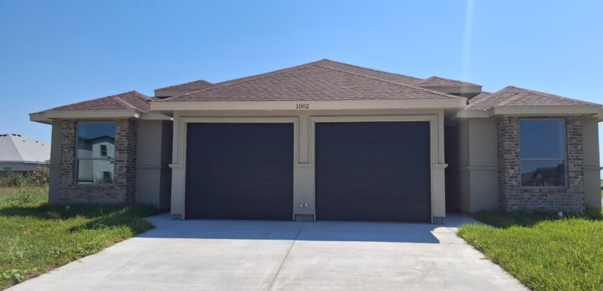 1002 Gabriella St, Harlingen, TX 78550