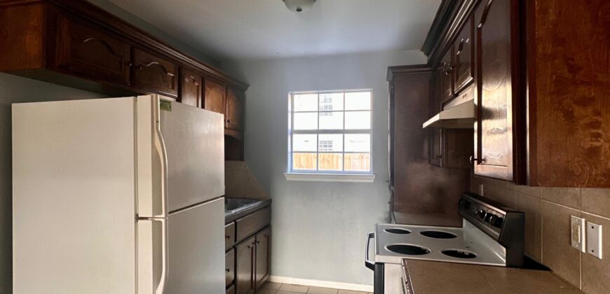 817 S Michigan St, Alton, TX 78573