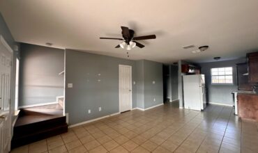 818 S Minnesota St, Alton, TX 78573