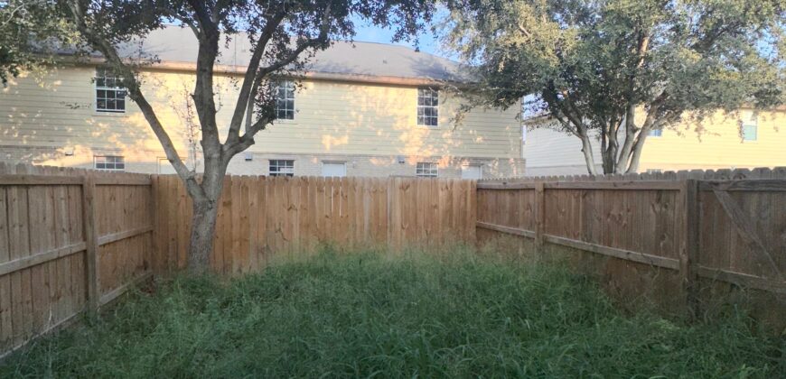 817 S Michigan St, Alton, TX 78573