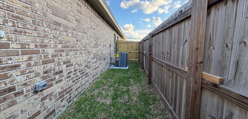 912 W Mahala Ave, Alton, TX