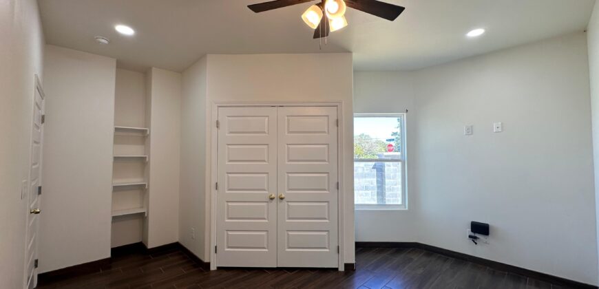 904 N Spruce St, Edinburg, TX 78541