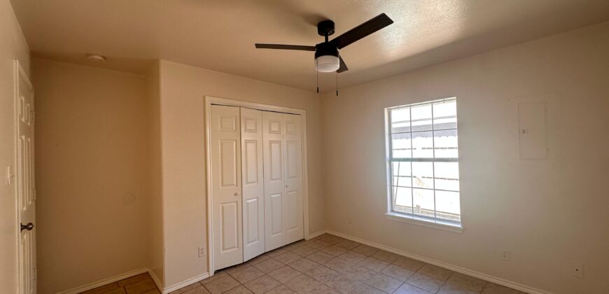 2100 N Paradise Dr, Pharr, TX 78577