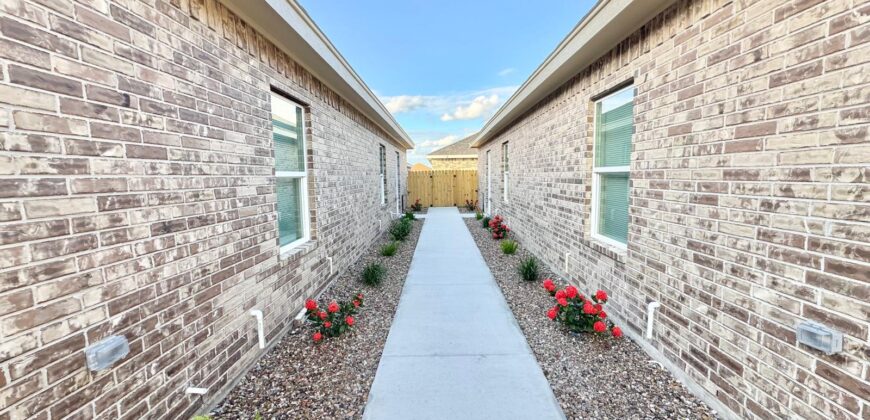 912 W Mahala Ave, Alton, TX