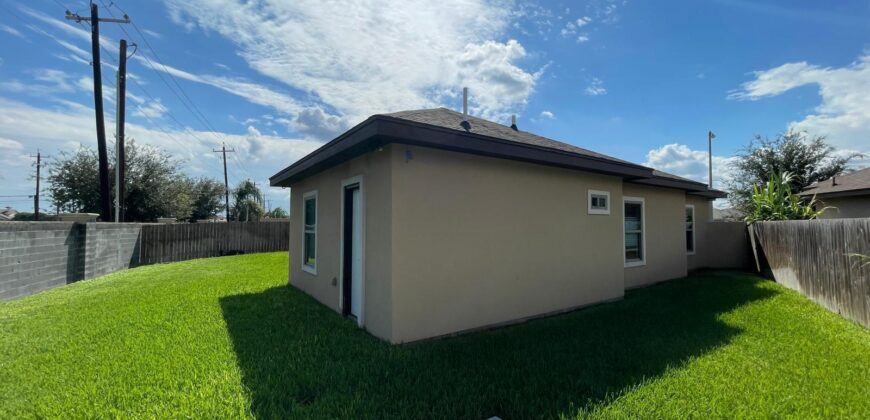2206 LIVERPOOL DR EDINBURG, TX 78539