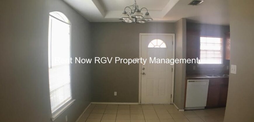 1107 S Palm Dr, Pharr, TX 78577