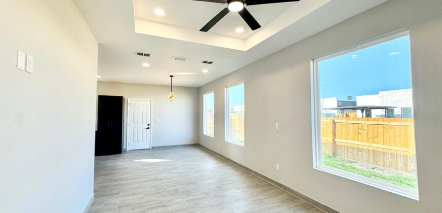 2009 Selena, Mission, Texas 78572