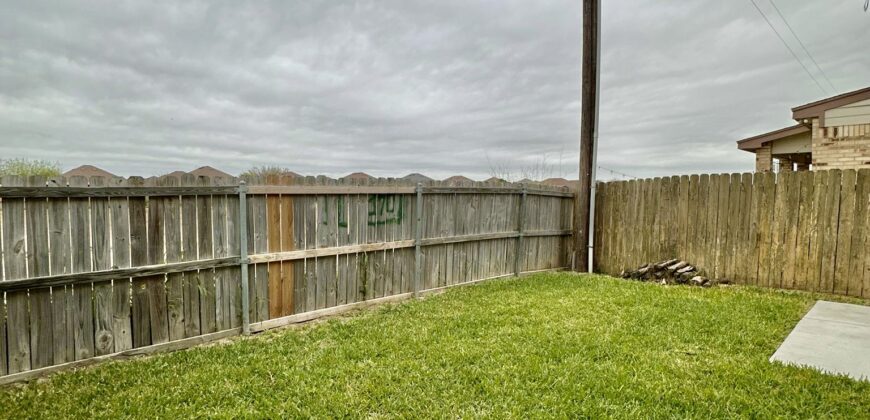 1702 Nassau St, Edinburg, TX 78541