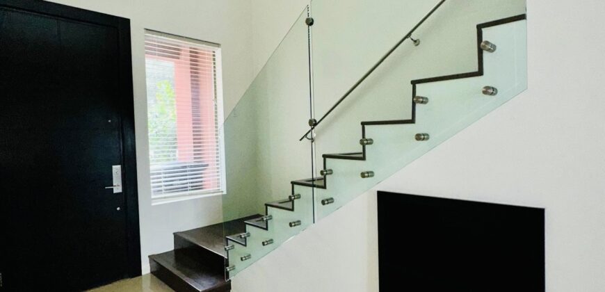 1312 E Pineridge Ave, McAllen, TX 78503