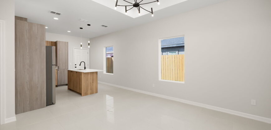 2509 Hilltop Ave, Edinburg, TX