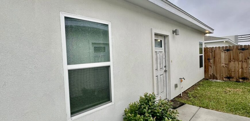 4904 N Crown Point, Pharr, TX 78577, USA