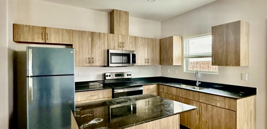 4904 N Crown Point, Pharr, TX 78577, USA