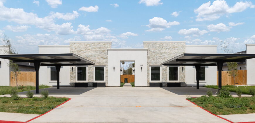 2009 Selena, Mission, Texas 78572