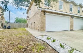 2702 Phoenix St Edinburg, TX 78541