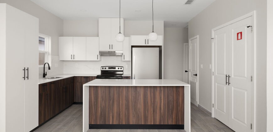 2009 Selena, Mission, Texas 78572