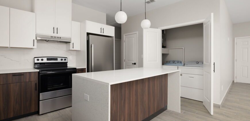 2009 Selena, Mission, Texas 78572