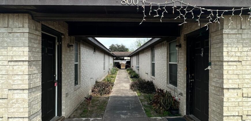 800 W Bronze Pharr, TX 78577