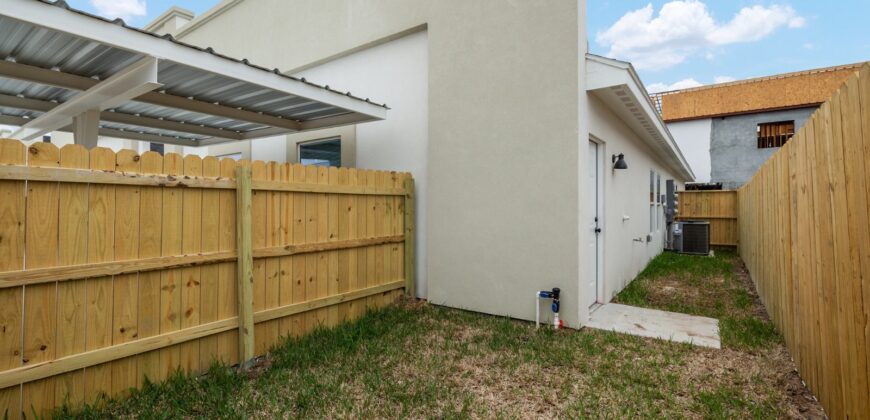 3709 N Mezcal Dr, Pharr, TX 78577