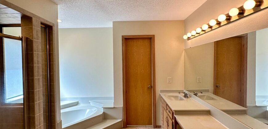 3809 N 1ST LN W MCALLEN, TX 78501