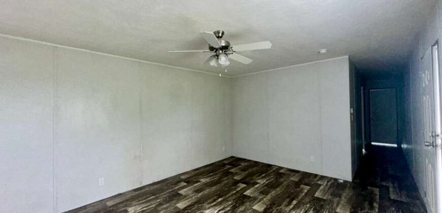 22516 N Val Verde Rd, Edcouch, TX 78538