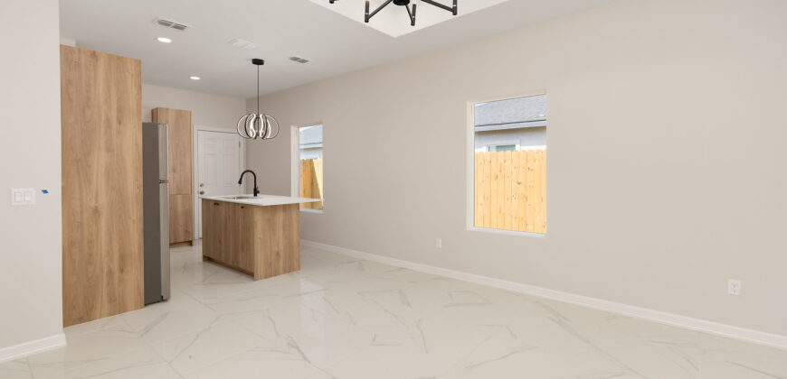 2409 Hilltop Ave, Edinburg, TX