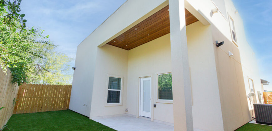 2717 Harmony St, Mission, TX 78574