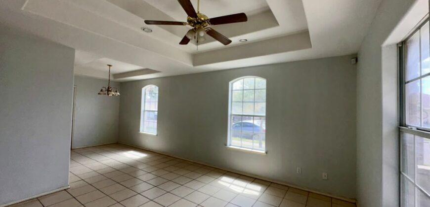1107 S Palm Dr, Pharr, TX 78577