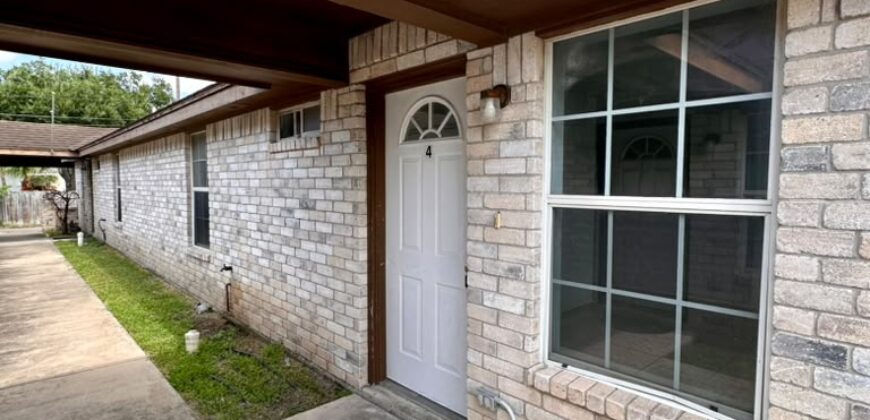 1107 S Palm Dr, Pharr, TX 78577