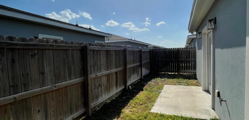 208 W Rutherford Ave Edinburg, TX 78541