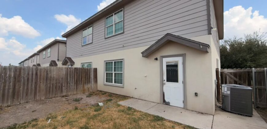 1501 Phoenix St, Edinburg, TX 78541